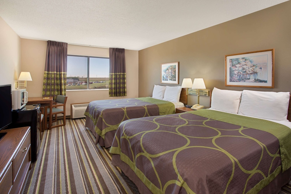 Room, 2 Double Beds, Non Smoking - Photo 1