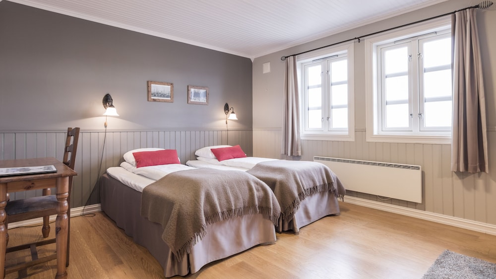 Twin Room, Sea View photo 2