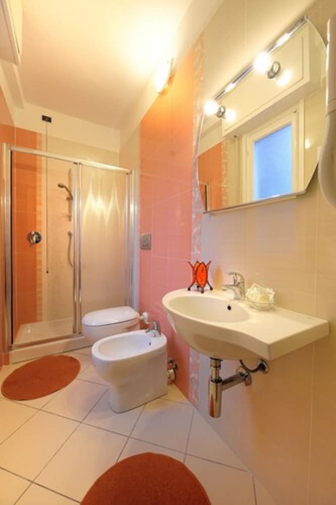 Standard Quadruple Room, Balcony photo 3