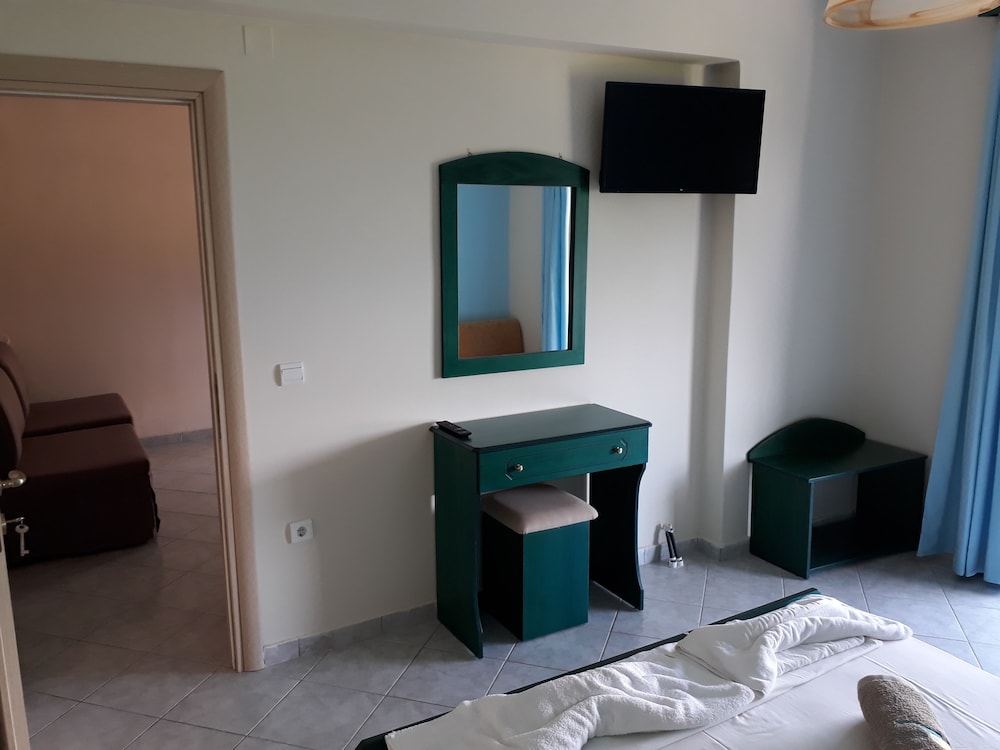 Apartment, 1 Bedroom, Sea View photo 2