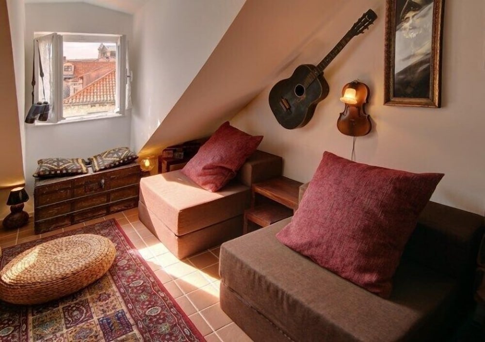 Exclusive Studio