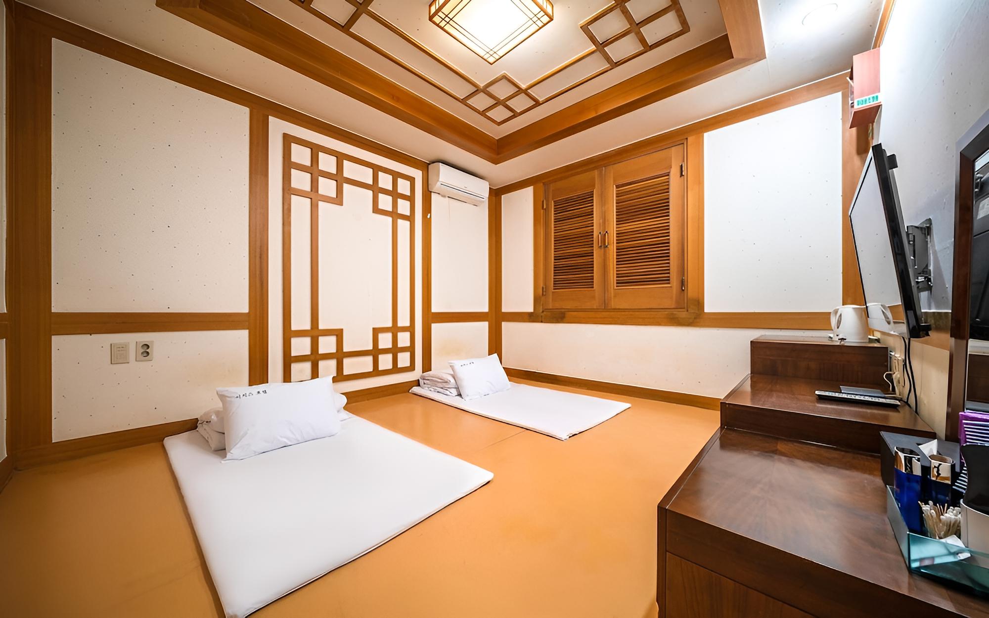 Room (Standard room - Ondol (additional on-) - Photo 6