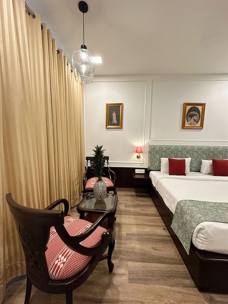 Deluxe Room, 1 Double Bed - Photo 11