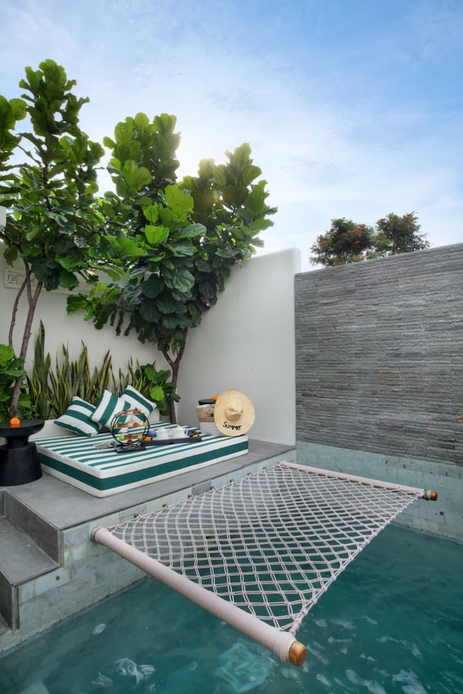 1 Bedroom Villa with Private Pool - Photo 21