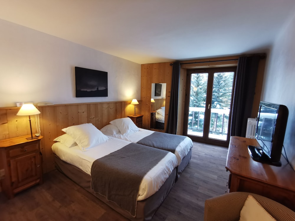 Comfort Twin Room, Mountain View photo 2