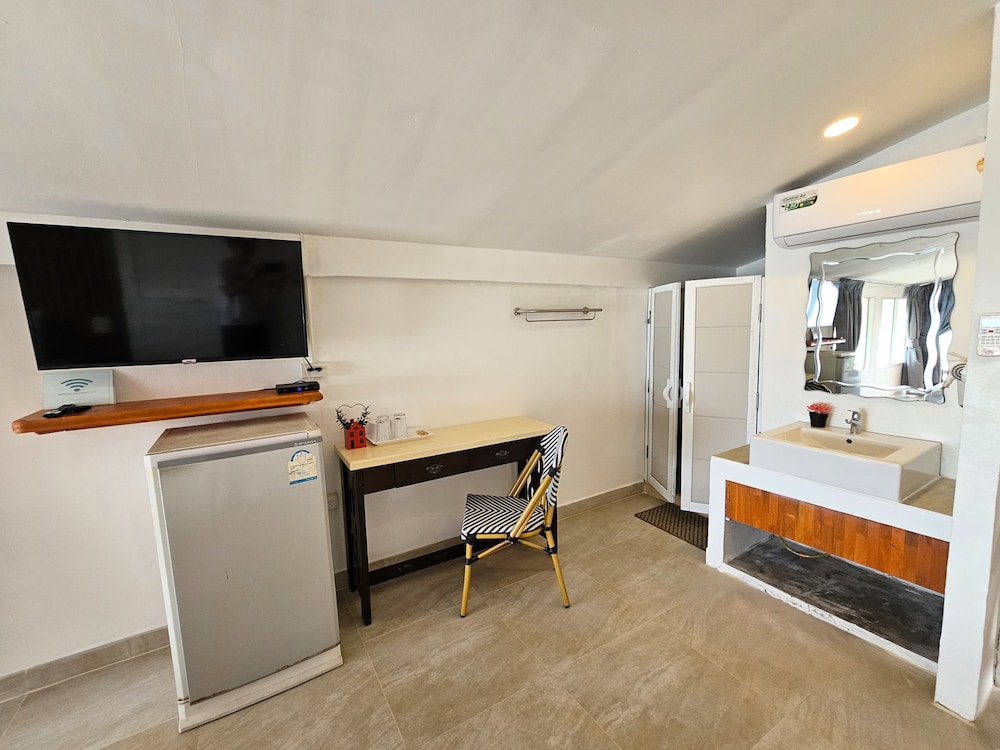 Superior Room, Ocean View photo 2