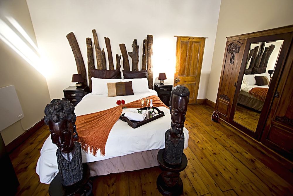 Main Lodge - Queen Room photo 3