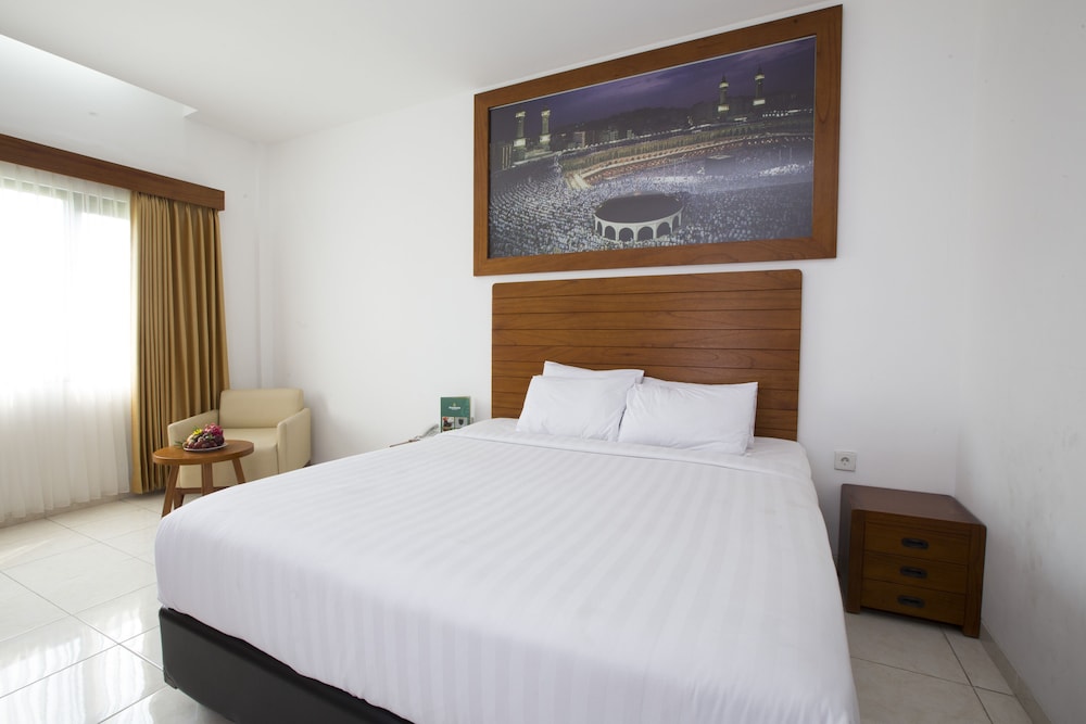 Deluxe Room - Photo 14