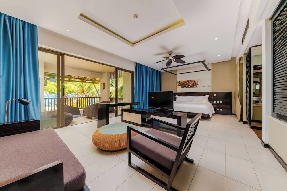 Junior Suite, Ocean View - Photo 8