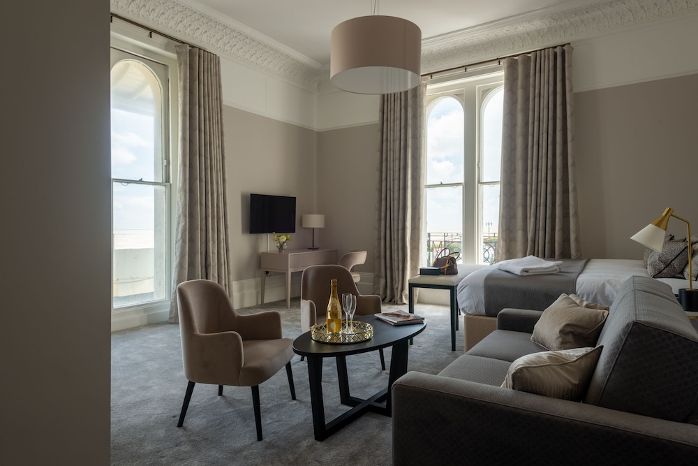 The Burlington Suite with dual aspect sea view