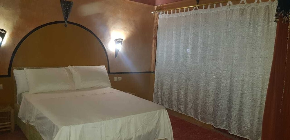 Traditional Room photo 2