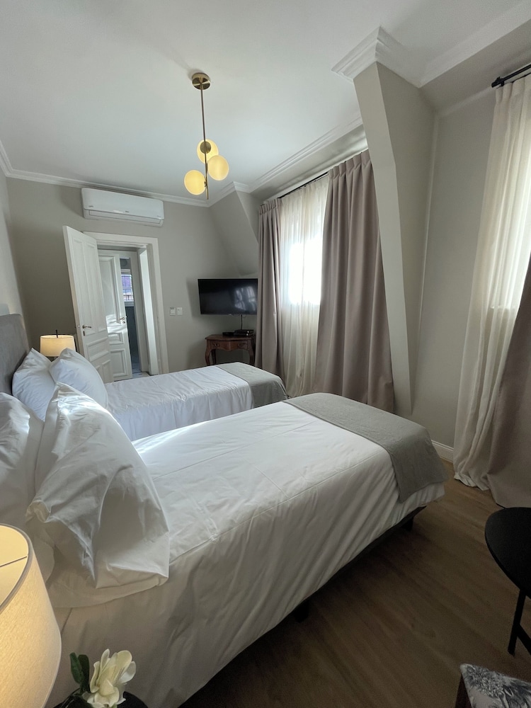 Deluxe Double Room, Garden View photo 2