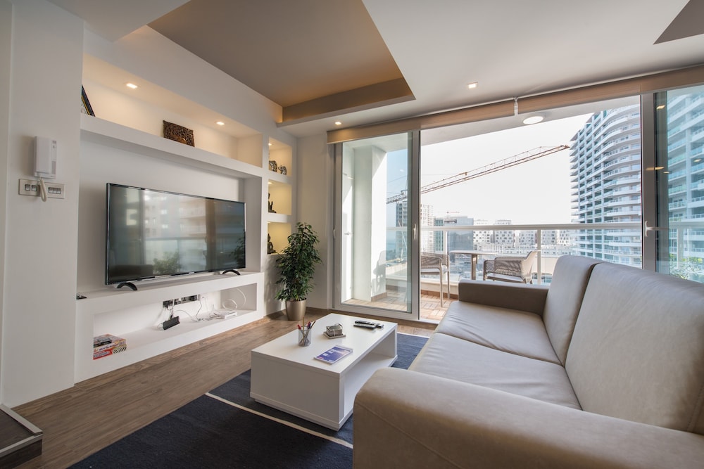 Apartment (1 Bedroom)