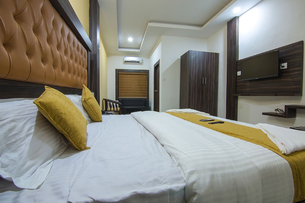 Deluxe Double Room, 1 Double Bed, Non Smoking photo 2