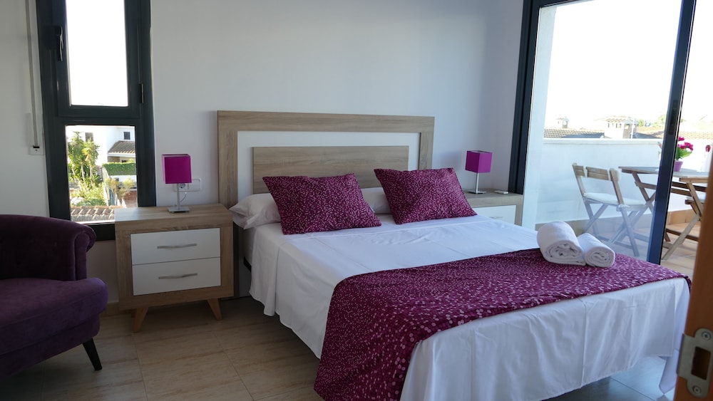 Casa Familiar, 4 Habitaciones, Piscina Privada, Vista al Mar