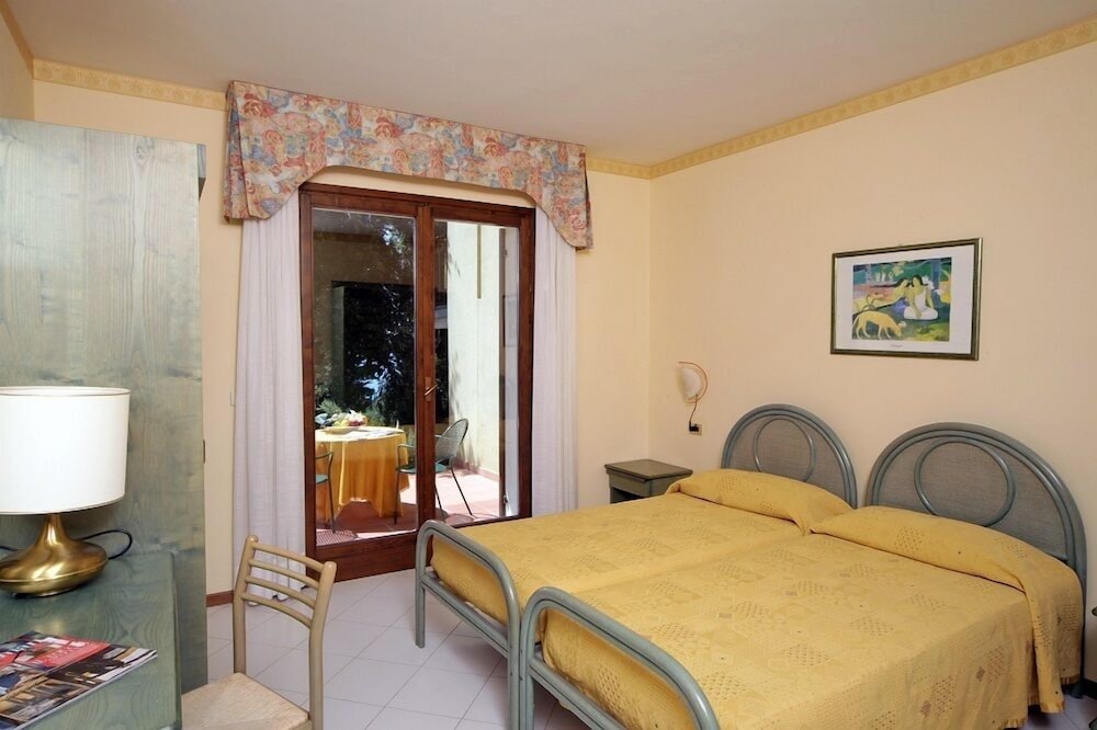 Apartment, 1 Bedroom, Terrace, Lake View - Photo 1