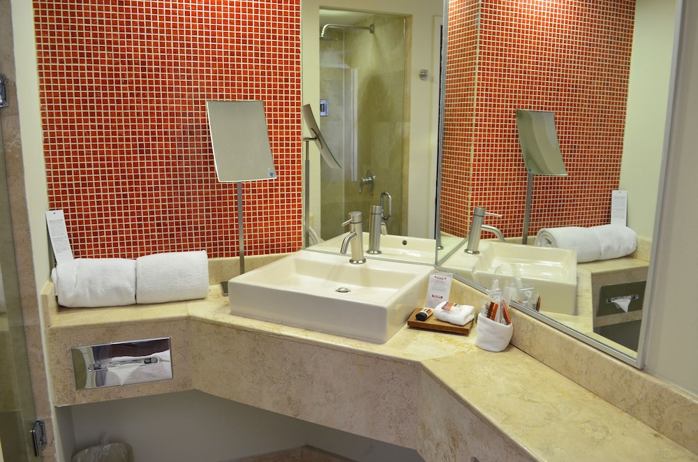 Standard Room - Photo 8