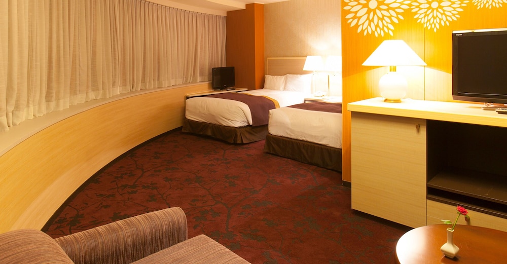 Deluxe Twin Room, Smoking - Photo 1