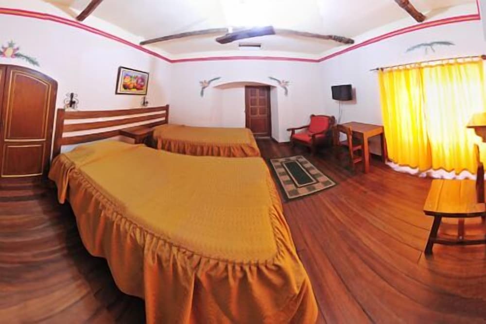 Double Room, 2 Twin Beds, Private Bathroom photo 1