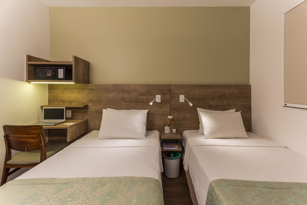 Superior Twin Room photo 1