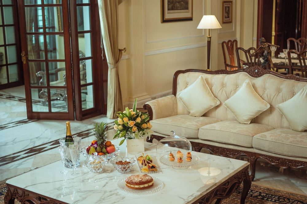 Suite (The Imperial)