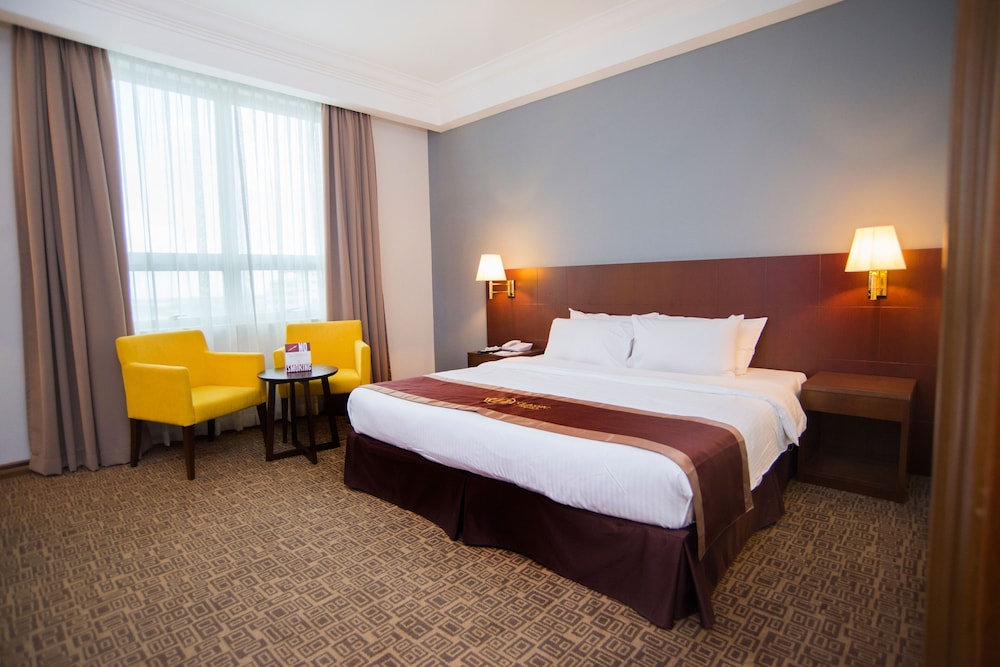 Deluxe Room - Photo 1