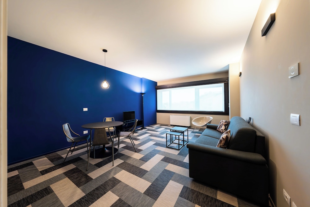 Condo, 1 Bedroom