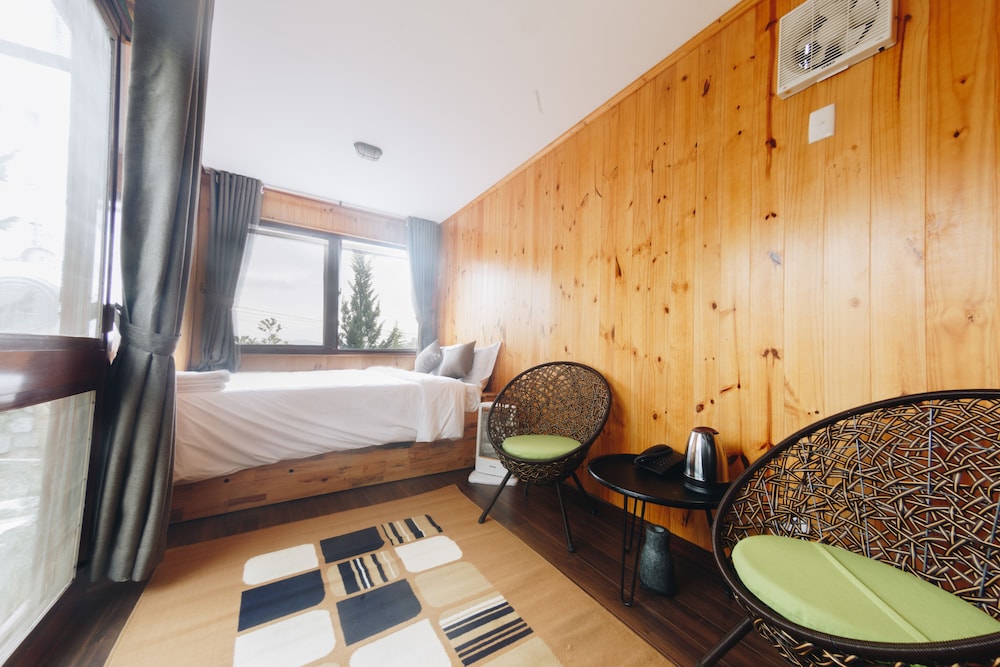 Deluxe Cabin