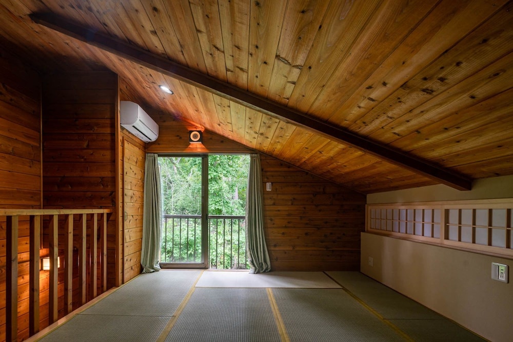 [Tower A] Japanese-Western Bungalow With Open Air Bath, Non Smoking photo 2