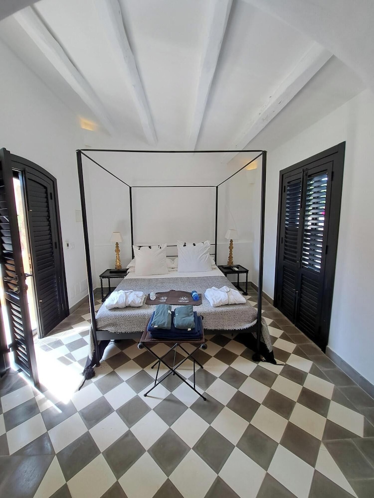 JUNIOR SUITE 8 WITH TERRACE