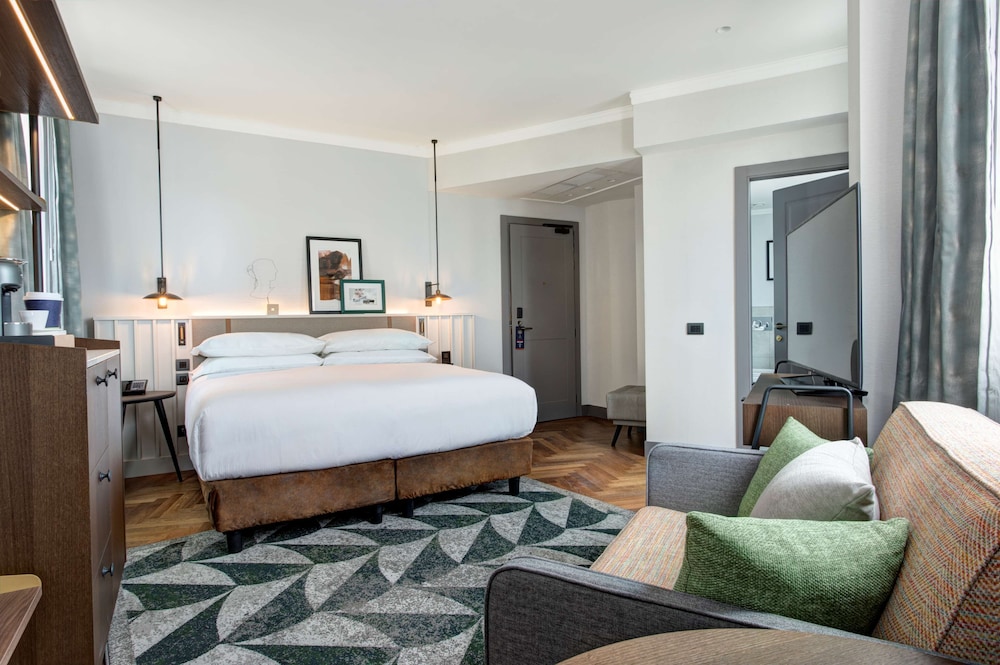 Junior Suite, 1 King Bed, Terrace