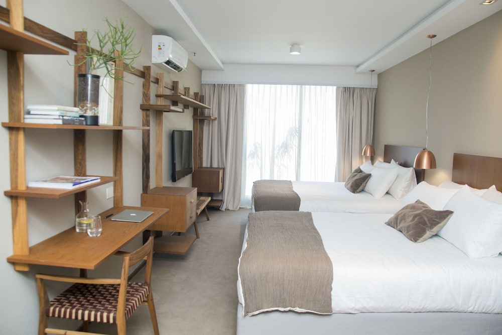 Junior Suite, 2 Queen Beds photo 1