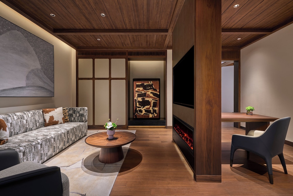 Suite, 2 Bedrooms (Ski Concierge)