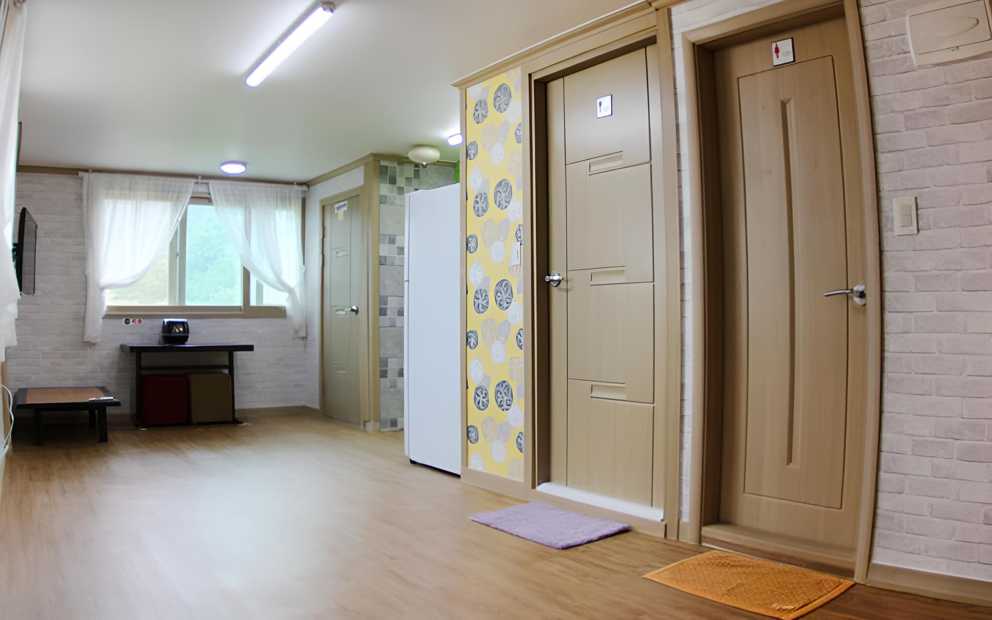 Room (Lilac) photo 1