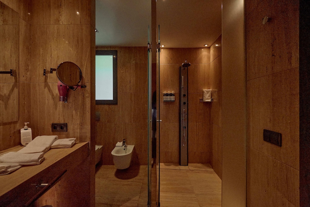 Duplex (3 Adults) photo 2