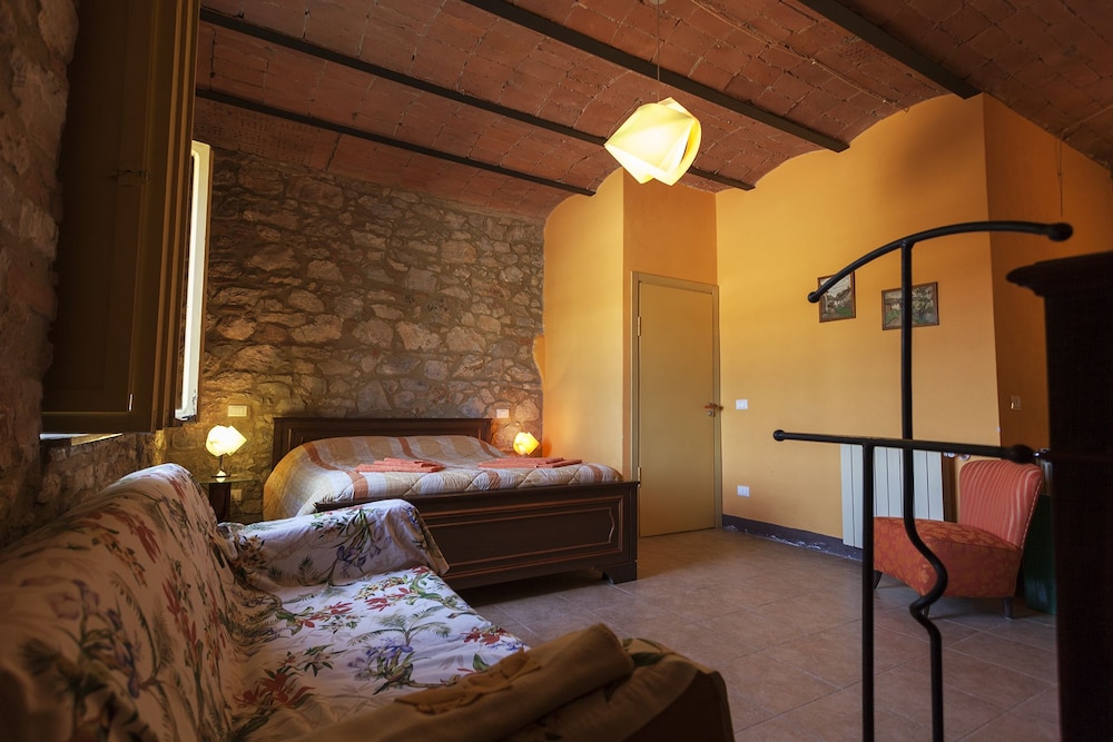 Family Apartment, 1 Bedroom photo 2
