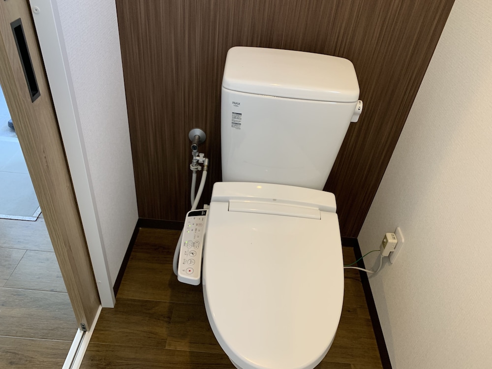 Standard Twin Room - Photo 7