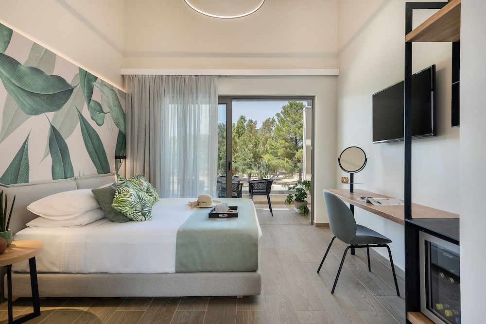 Junior Suite - Maisonette With Pool View - Photo 10