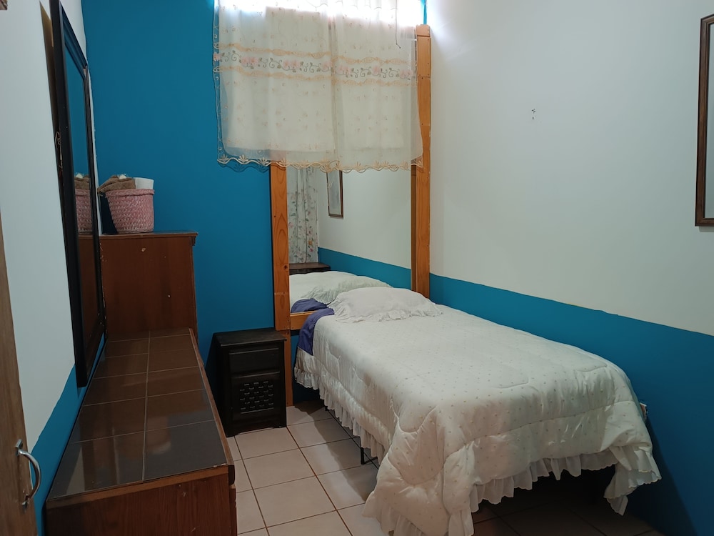 Economy Room photo 2