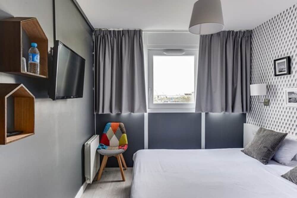 Double Room (Connecting) - Photo 2