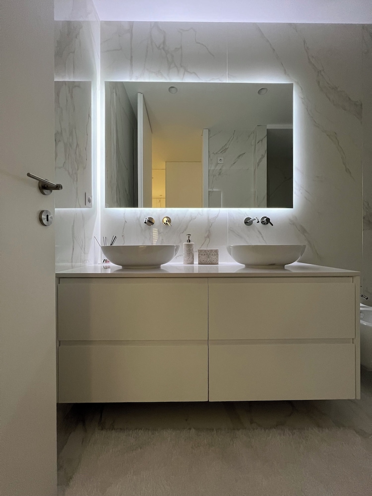 Comfort Apartment - Photo 3