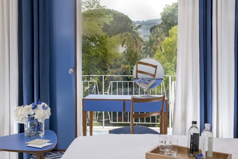 Classic Triple Room with 3 Adults Occupancy (Non Smoking)