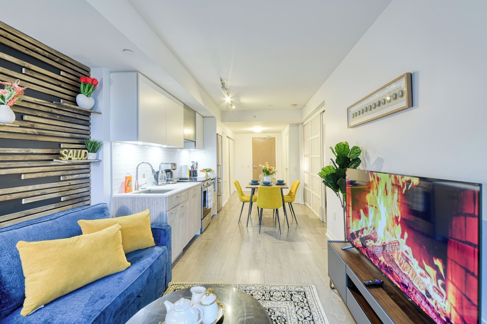 Honeymoon Suite, Multiple Beds, Balcony, City View