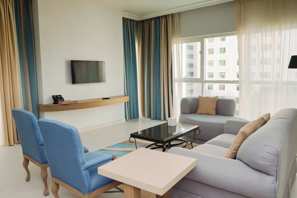Deluxe Executive Suite City View