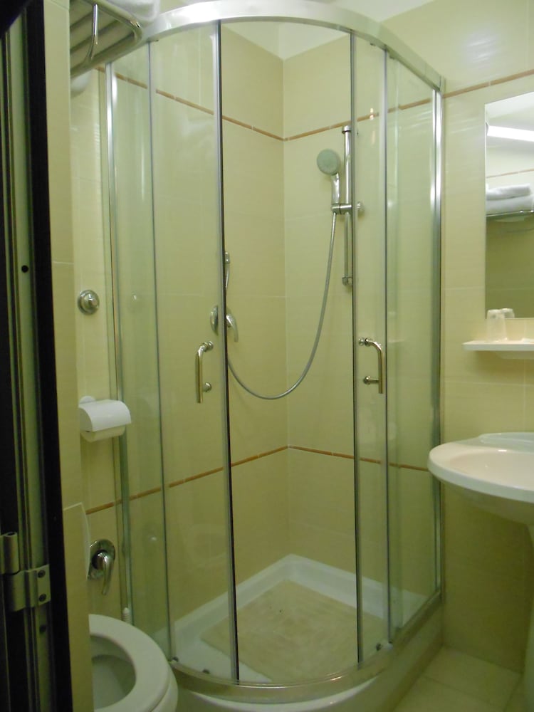 Basic Single Room photo 2