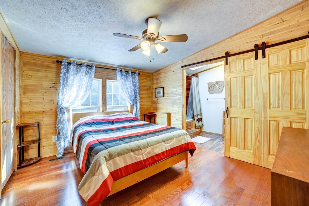House (2 Bedrooms) photo 1