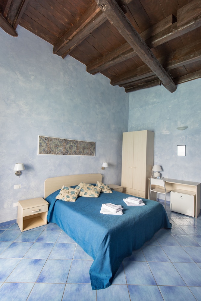 Triple Room, Sea View photo 2