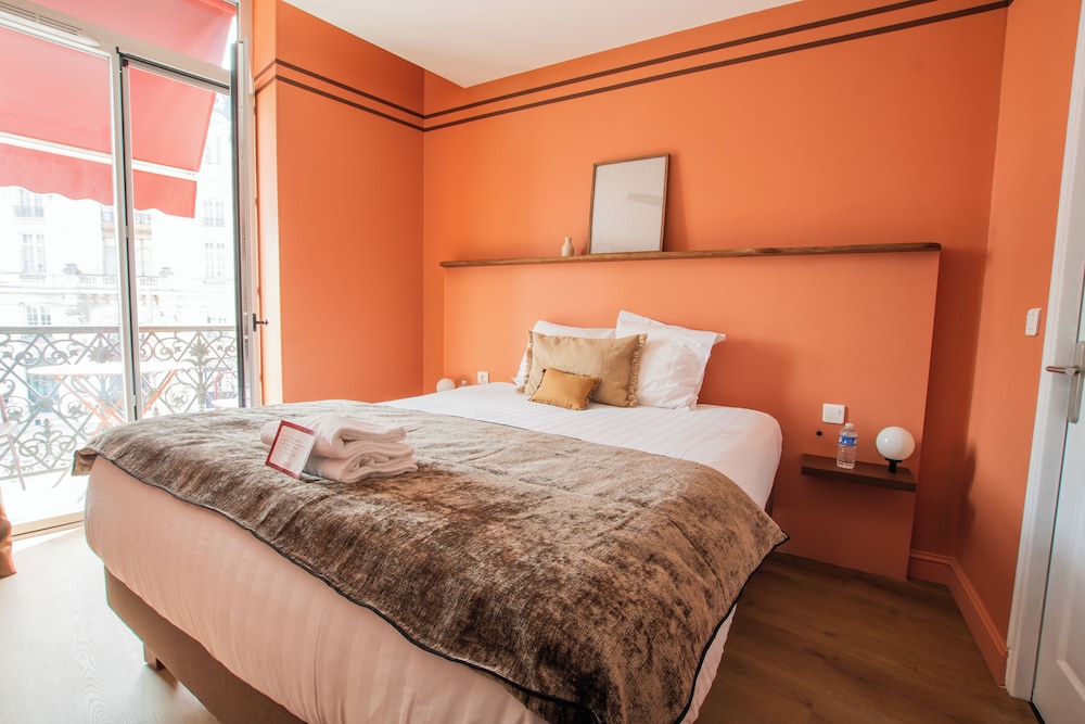 Standard Room, City View photo 1
