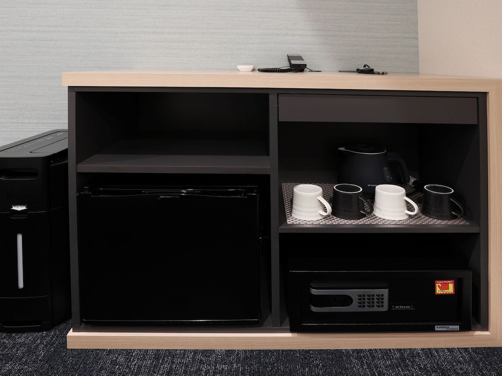 Standard Twin Room - Photo 3