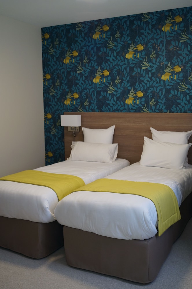 Twin Room (vue Eglise PMR)